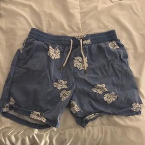 Above the knee floral shorts from Cotton On